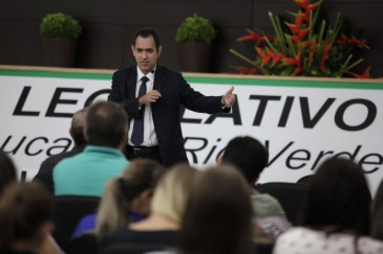 Capacitação de agentes políticos e da administração chega a Alta Floresta